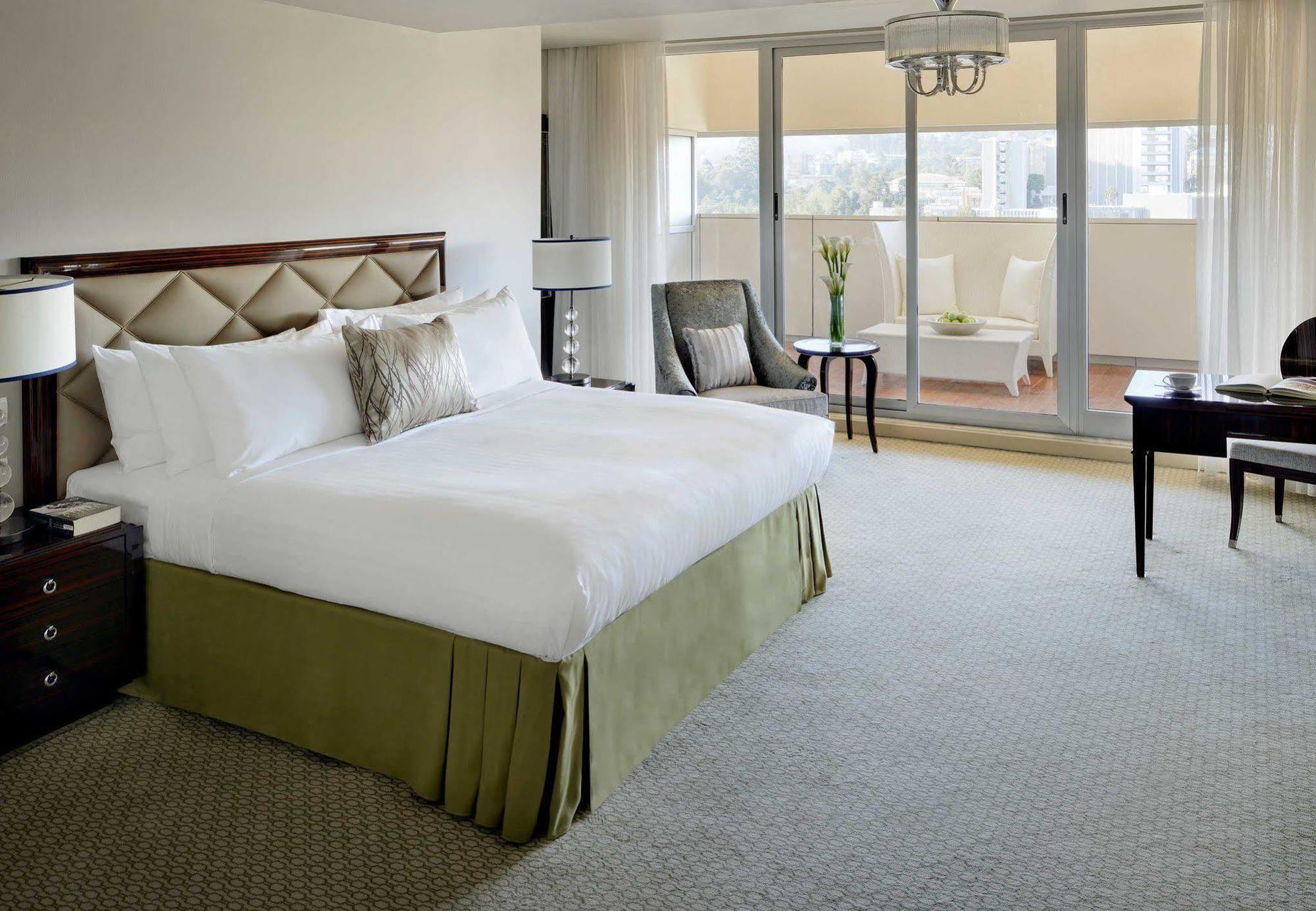Marriott Executive Apartments Addis Abeba Esterno foto